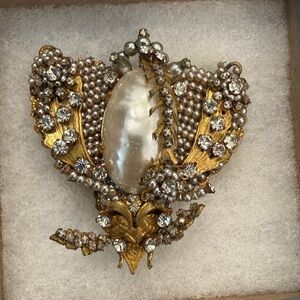 Vintage Stanley Hagler NYC Ornate Filigree Rhinestone & Pearl Brooch